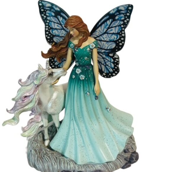 Unicorn Figurine Pegasus Hamilton Mystic Wings Enchantment Loving Radiance Horse